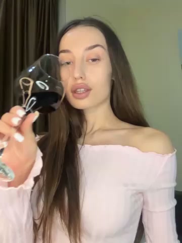 Polli_Kiss live screenshot 2025-09-30 15:52:44