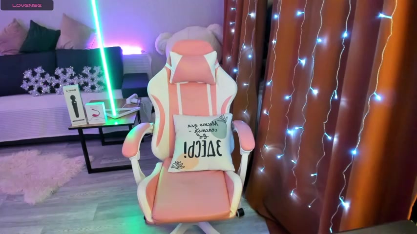 Queen_baby live screenshot 2025-12-28 14:37:05