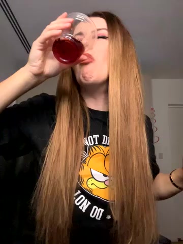 RoxxyDallas live screenshot 2025-12-07 01:47:33