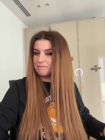 RoxxyDallas live screenshot 2025-12-07 06:20:34