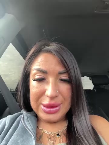 RuslanaXX live screenshot 2025-10-21 06:39:09