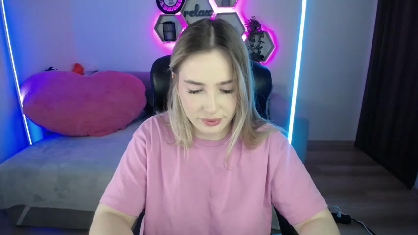 SabrinViolet latest screenshot