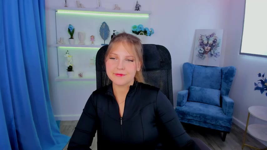 SaraMayki latest screenshot