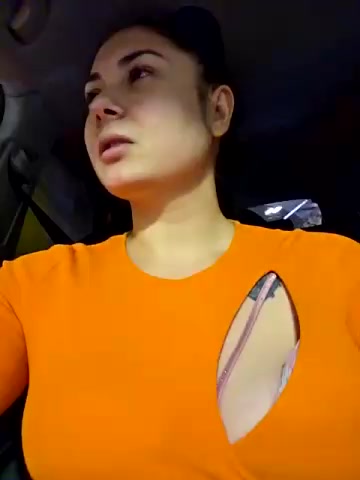 SaraViss20 live screenshot 2025-10-09 20:13:39