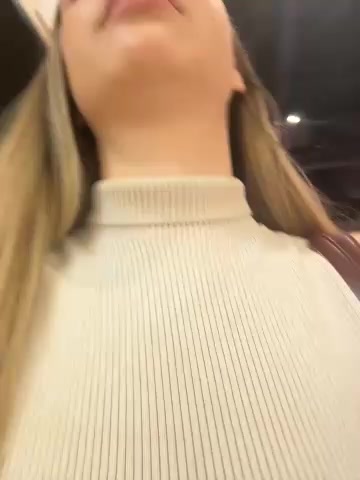 SashaCatt live screenshot 2025-12-16 12:02:43