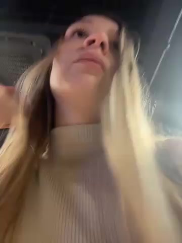 SashaCatt live screenshot 2025-12-16 12:03:43