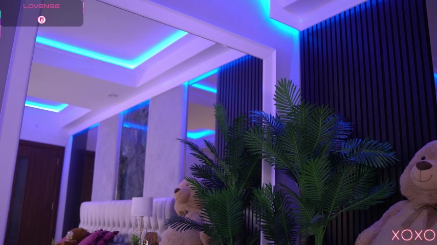 SashaFerrera live screenshot 2025-10-26 19:55:53