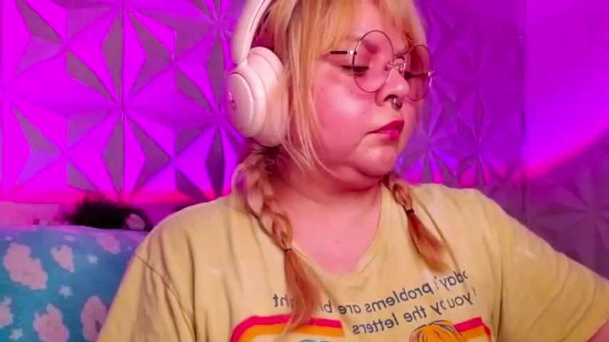 Satyn_doll live screenshot 2025-10-08 03:49:00