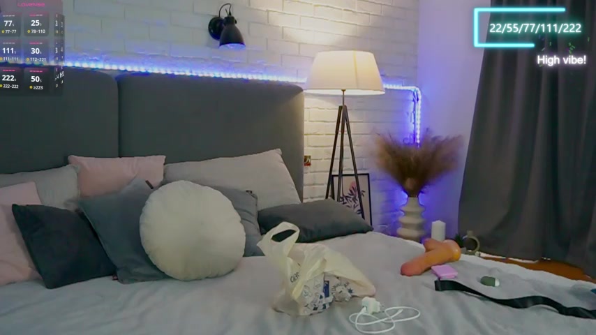 Selena_Lily live screenshot 2025-09-29 06:14:19