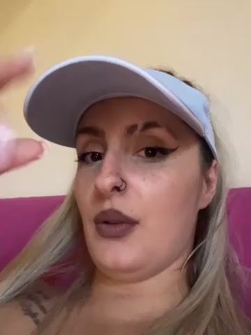 Sexy_Bulgarian_woman live screenshot 2025-09-22 11:05:14