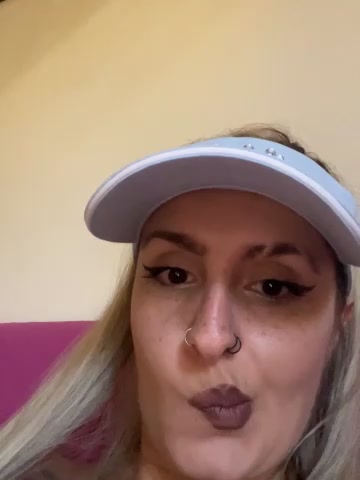 Sexy_Bulgarian_woman live screenshot 2025-09-22 11:06:16