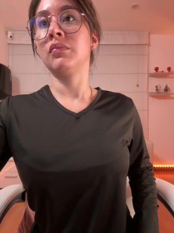 Sharon_07 live screenshot 2025-10-21 06:44:25