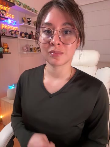 Sharon_07 live screenshot 2025-10-21 06:50:25