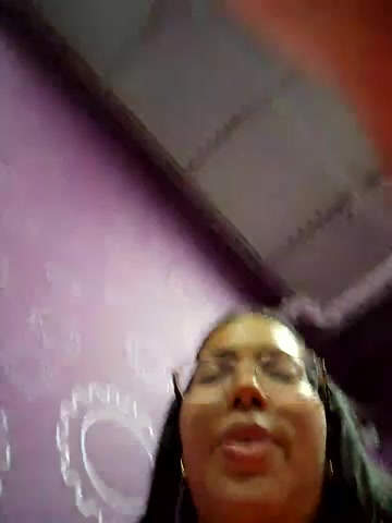 SheenaBrooke live screenshot 2025-10-17 04:15:12