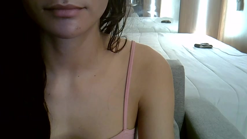 SkinnyKitten live screenshot 2025-09-21 05:02:52