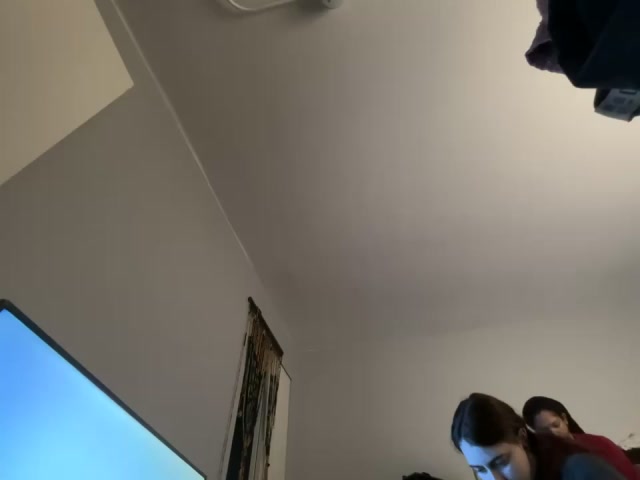 Snowbunnycake_131 live screenshot 2025-11-11 23:21:29