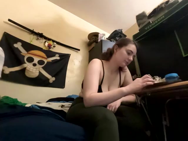 Snowbunnycake_131 live screenshot 2025-12-03 06:18:18