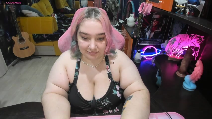 Softie_Sofy live screenshot 2025-09-23 02:13:59