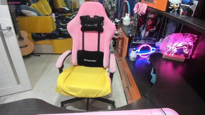 Softie_Sofy live screenshot 2025-09-23 02:20:06