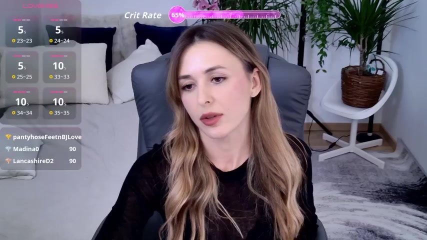 Sophie_Enzo live screenshot 2025-11-03 22:16:31