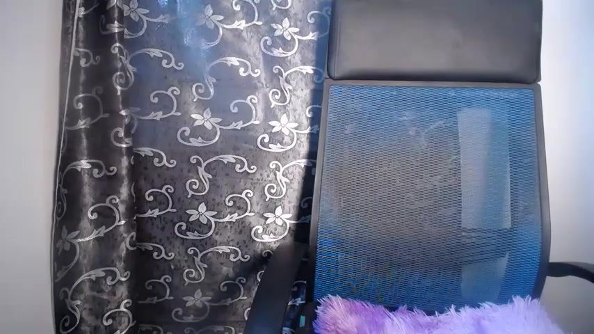 Spicy_Maxy live screenshot 2025-10-06 06:57:46