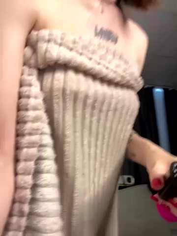 SteflerMonny_ live screenshot 2025-09-15 07:21:00