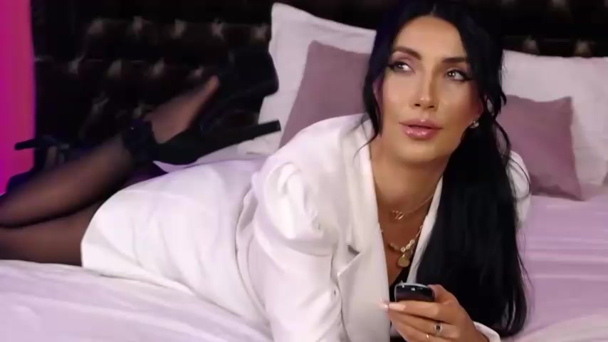 StephanyMillan live screenshot 2025-09-25 11:55:49