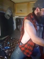 StruggleSnuggles live screenshot 2025-10-06 12:37:59