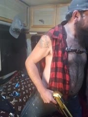 StruggleSnuggles live screenshot 2025-10-06 12:40:05