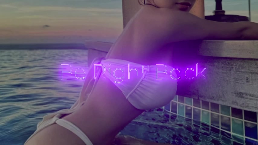 SuziiLove live screenshot 2025-10-08 16:18:51