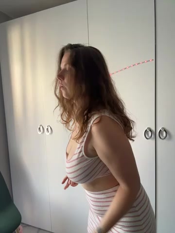 TenderLaGlamor live screenshot 2025-11-03 12:31:38