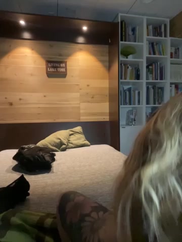 TheBlondeBeauty live screenshot 2025-09-30 08:30:44