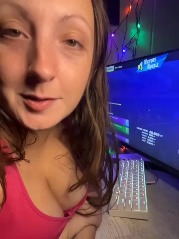 TheFishWife live screenshot 2025-12-02 22:30:39