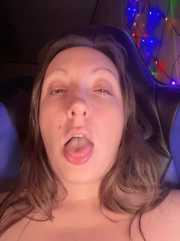 TheFishWife live screenshot 2025-12-07 06:38:26