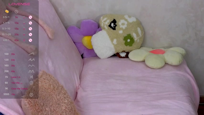 TrissMerigold9 live screenshot 2025-09-30 22:02:18