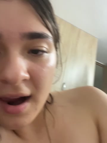 Valentina_ro live screenshot 2025-11-02 04:33:01