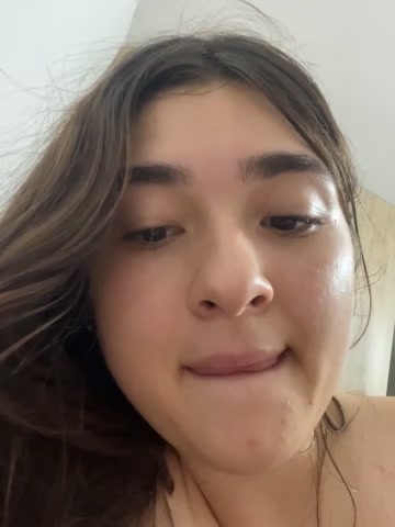 Valentina_ro live screenshot 2025-11-02 04:33:45