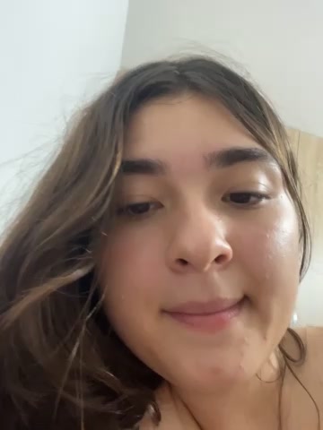 Valentina_ro live screenshot 2025-11-02 04:36:49