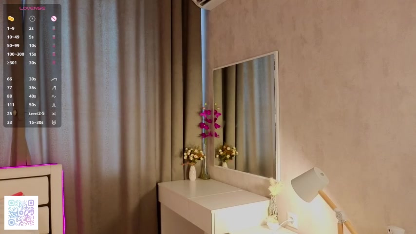 VeronaHascall live screenshot 2025-10-06 06:51:58