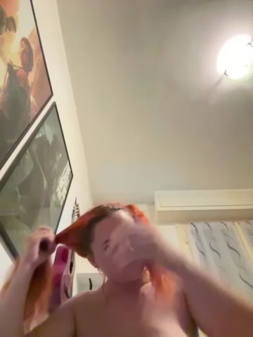 Yourfoxy05 live screenshot 2025-09-22 20:47:20