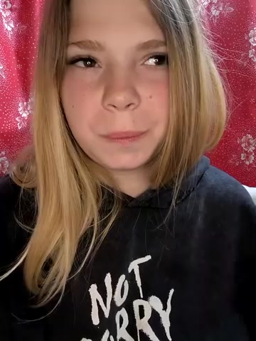 Zuli_Kiska live screenshot 2025-09-28 22:32:21