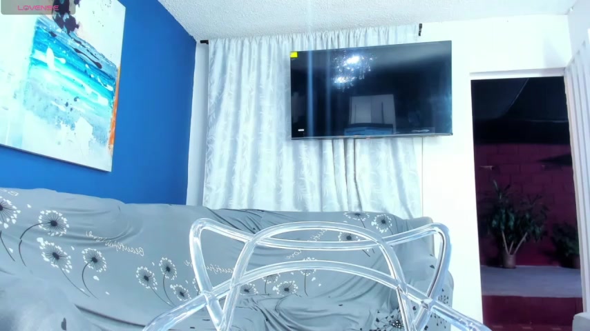 _Natassia_Dreams live screenshot 2025-09-21 05:01:27