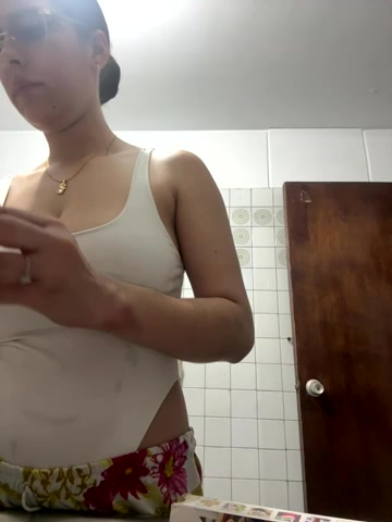 _Niah_ live screenshot 2025-11-16 05:50:31