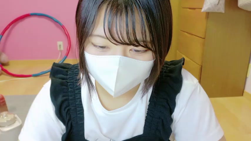 _usya_2525 live screenshot 2025-10-15 04:59:48