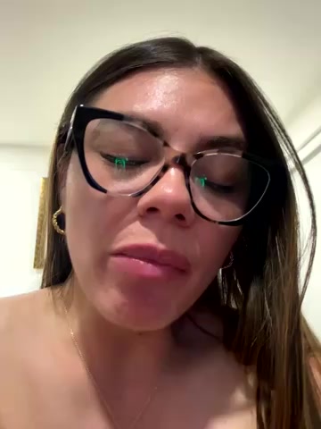alicee16 live screenshot 2025-08-25 03:18:17