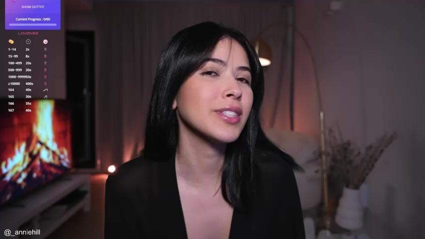 anniehillofficial live screenshot 2025-10-01 20:45:46