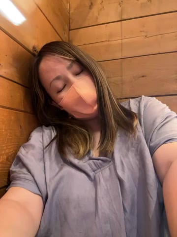 annna_annna_2024 live screenshot 2025-12-03 06:39:11