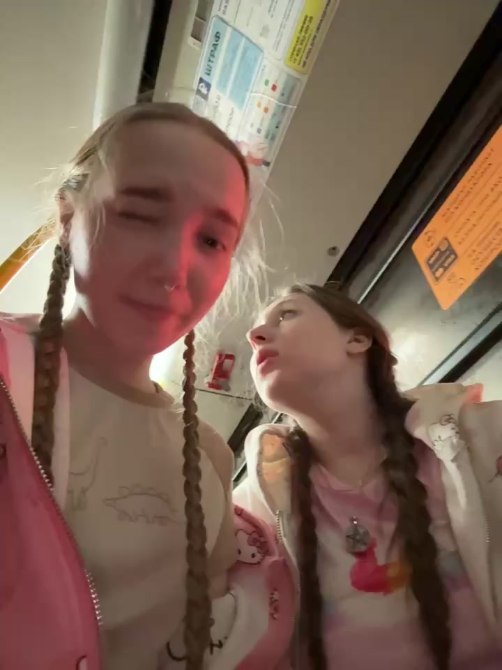 bambi_lu live screenshot 2025-08-29 19:16:23