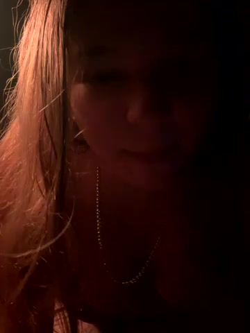 blondefun3818 live screenshot 2025-11-16 04:26:50