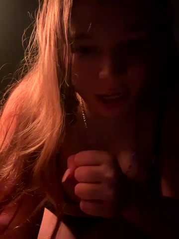 blondefun3818 live screenshot 2025-11-16 04:29:48